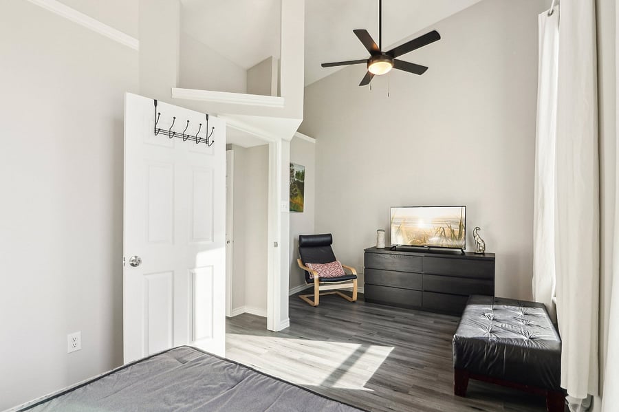 Furnished Finder property 1018000_1 photo 29