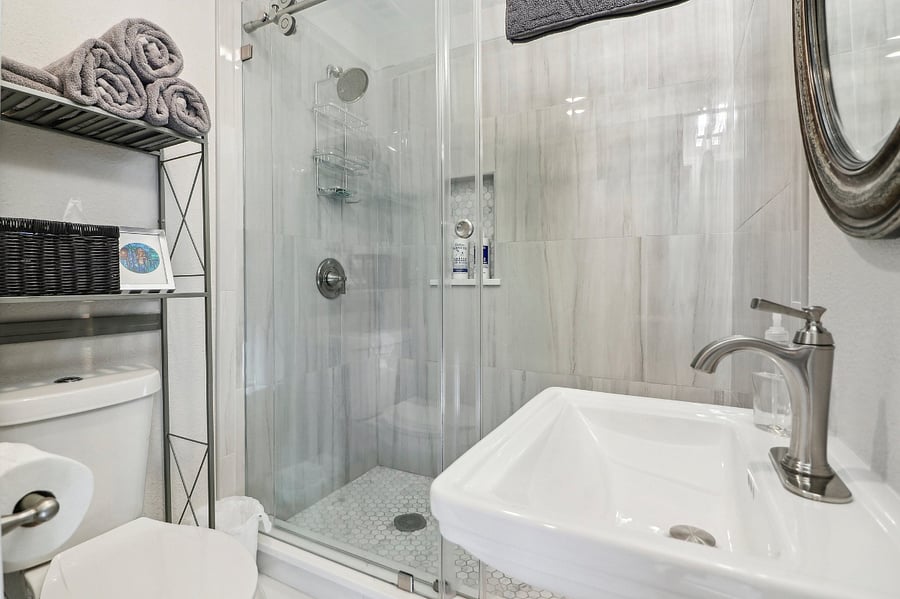 Furnished Finder property 1018000_1 photo 30