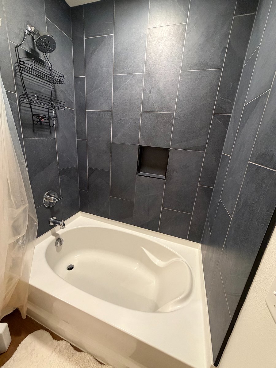 Furnished Finder property 1018001_1 photo 17