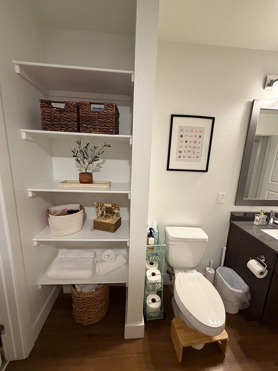 Furnished Finder property 1018001_1 photo 18