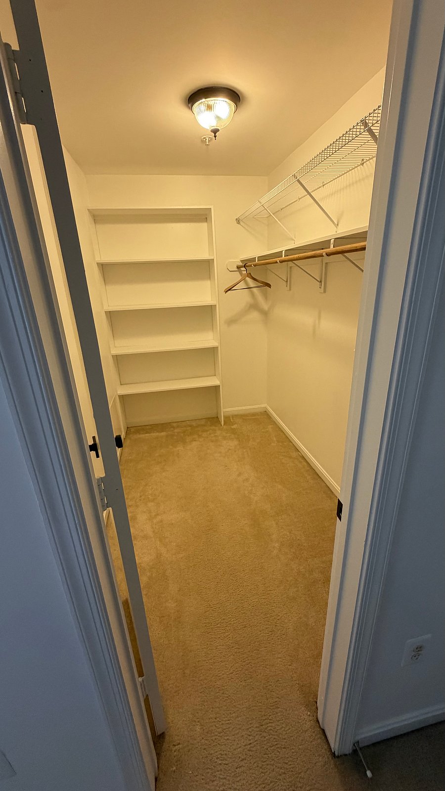 Furnished Finder property 1018011_1 photo 14