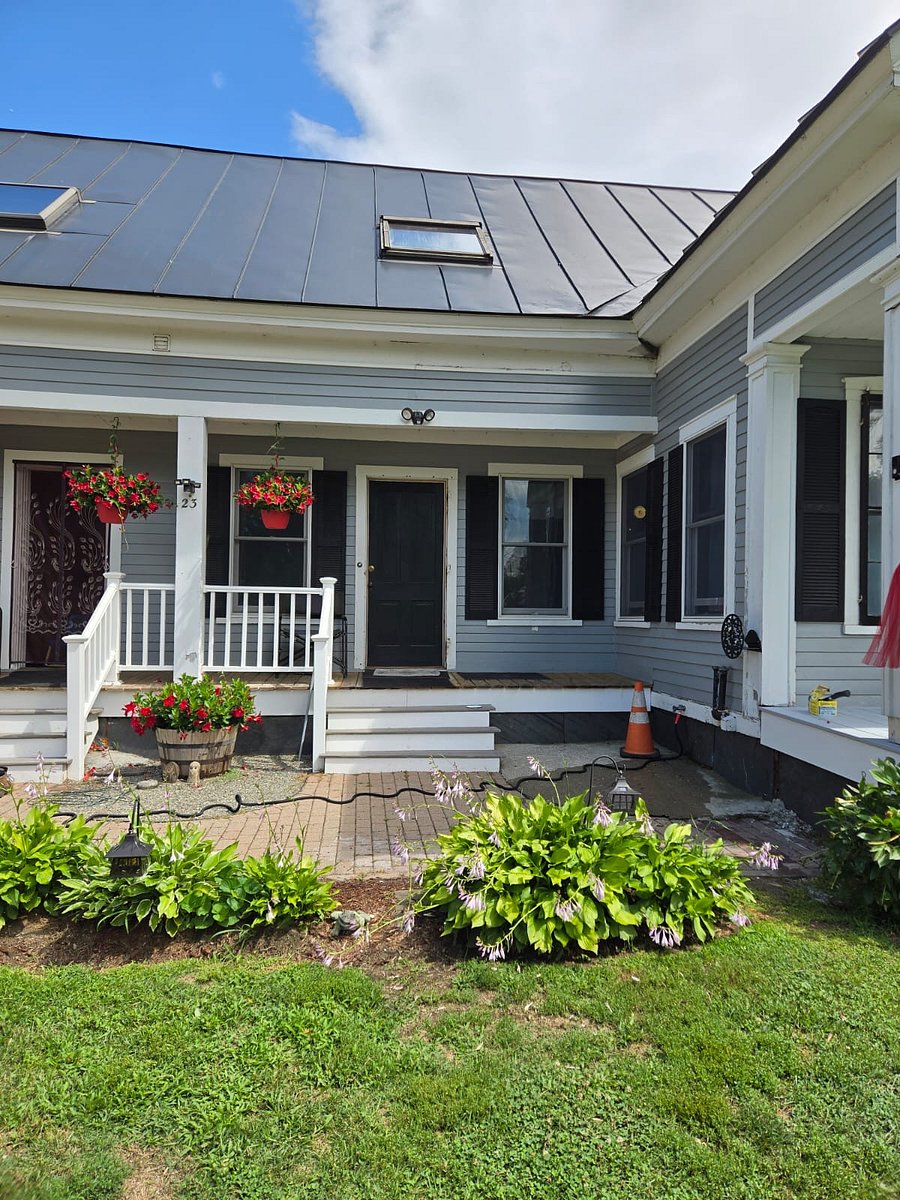 Furnished Finder property 1018018_1 photo 2