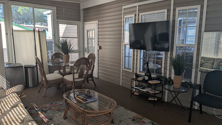 Furnished Finder property 1018021_1 photo 3