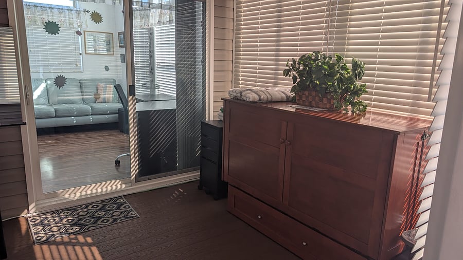 Murphy Bed - closed
