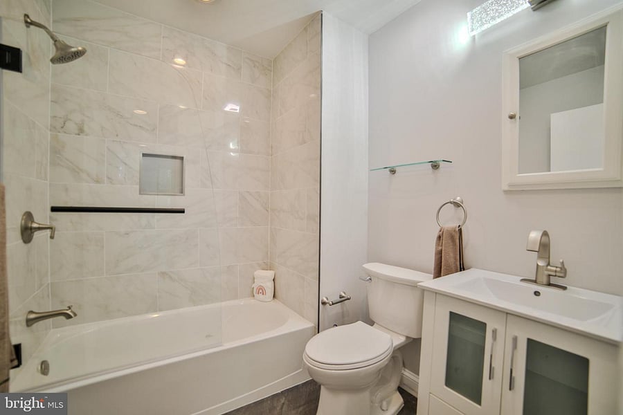 Upstairs bathroom