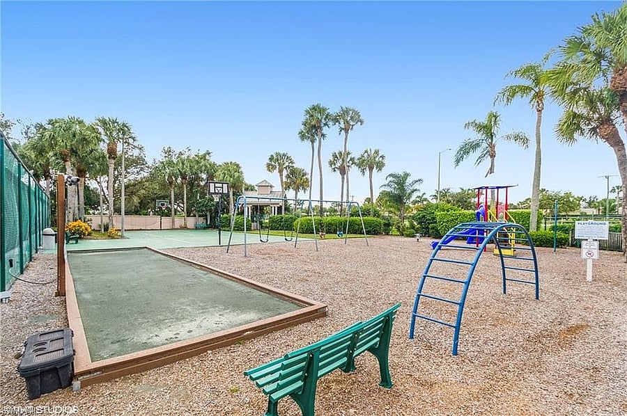 Furnished Finder property 1018044_1 photo 36