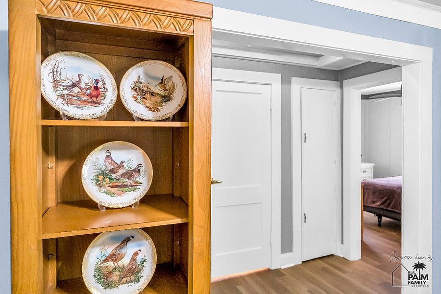 Every piece has a story. Displayed here is part of the handcrafted, limited-edition Gamebirds of North America collection by The Boehm Studios, crafted in Fine English Bone China in Malvern, Englanda timeless detail that reflects the character of The Prospect Retreat.