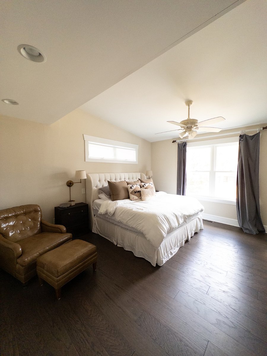 Kings Size Primary Bed