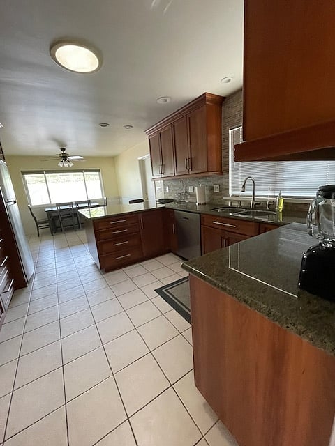 DINNING AREA IN KITCHEN