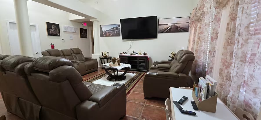 Furnished Finder property 1018084_1 photo 5