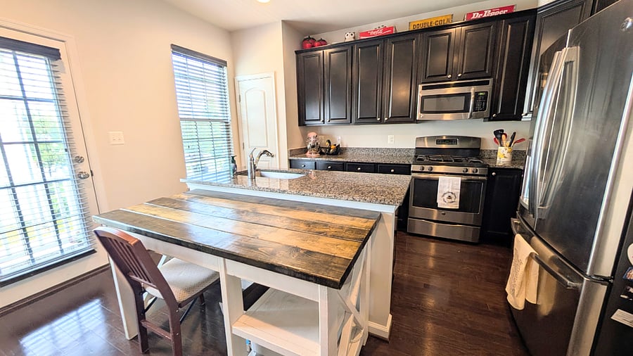 Furnished Finder property 1018099_1 photo 3