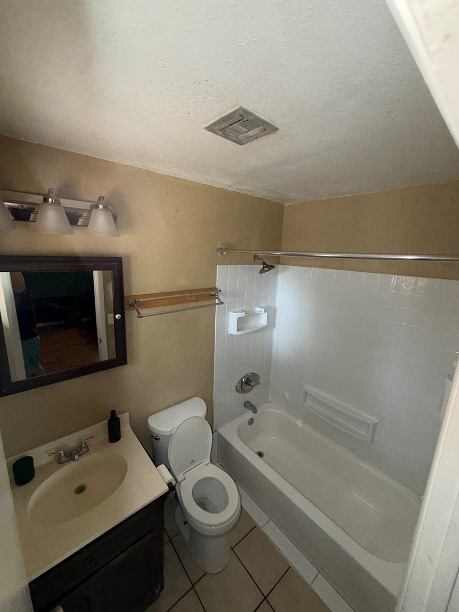Furnished Finder property 1018105_1 photo 2