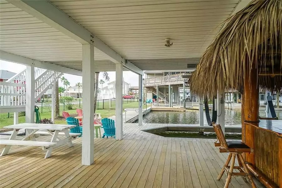 Catch the Bahama Breezes right here - best place to be even on the hottest of nights!