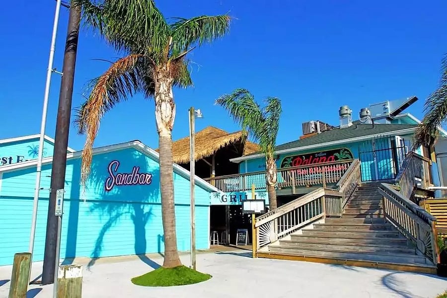 Neighborhood restaurant