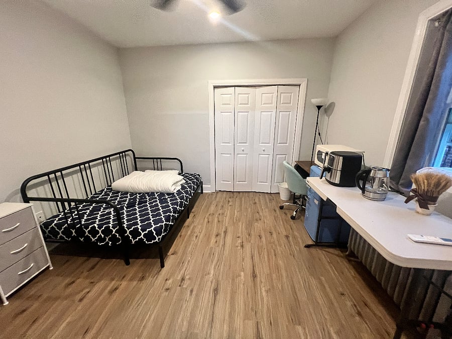 Furnished Finder property 1018124_1 photo 1