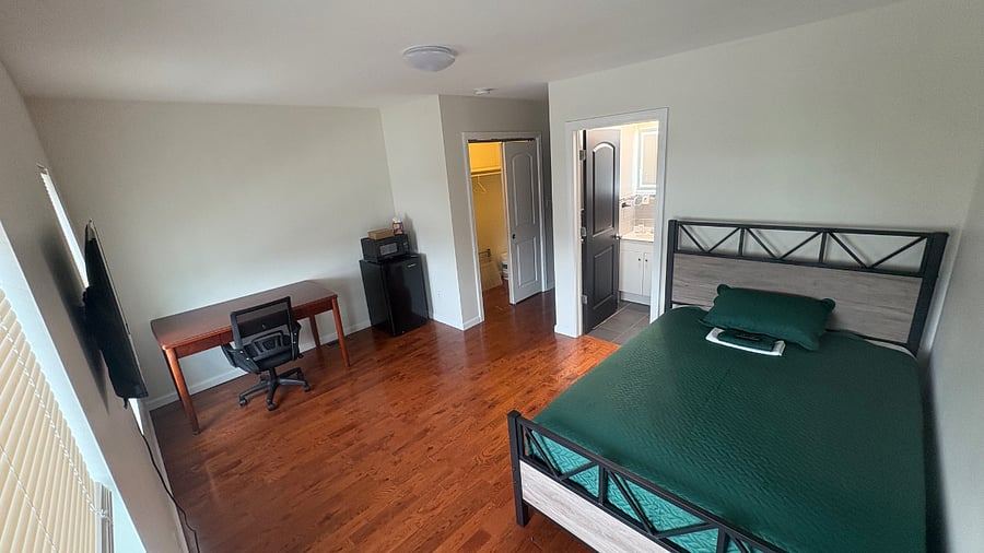 Furnished Finder property 1018129_1 photo 4