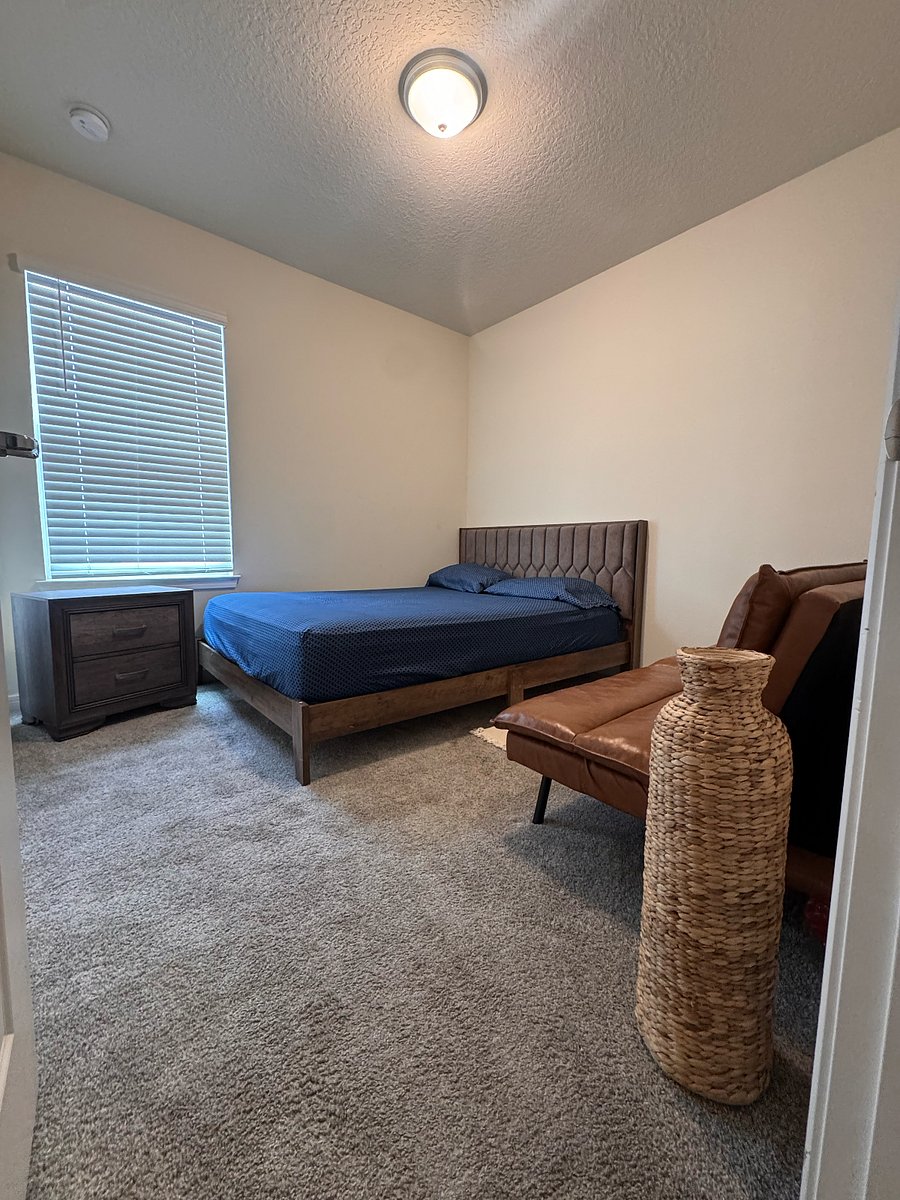 Furnished Finder property 1018136_1 photo 3