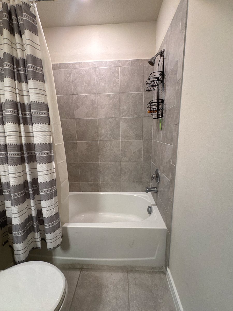 Furnished Finder property 1018136_1 photo 4