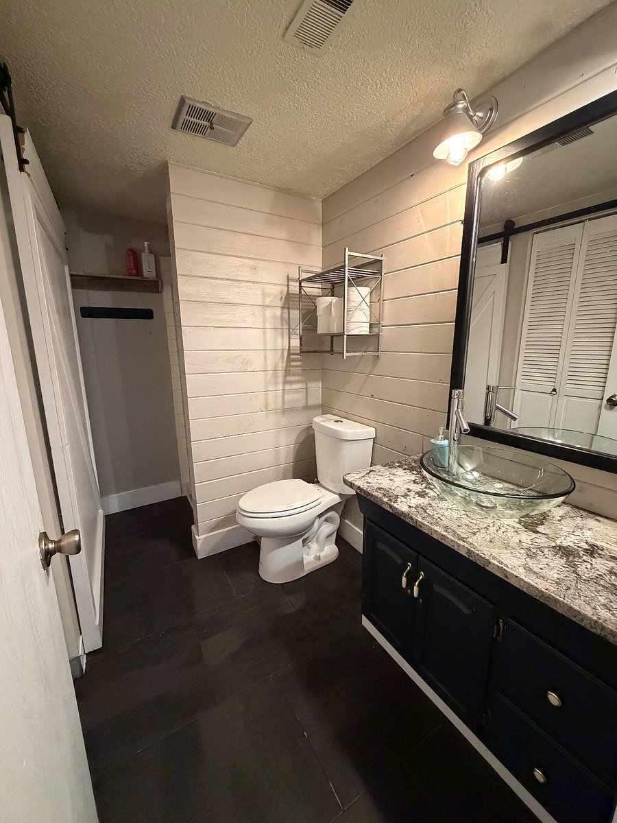 Furnished Finder property 1018137_1 photo 27