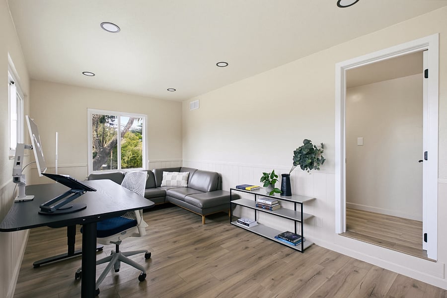 Private ocean-view office (Pic 6)