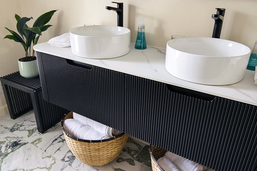 Brand-new primary bathroom with floating sinks (Pic 7)