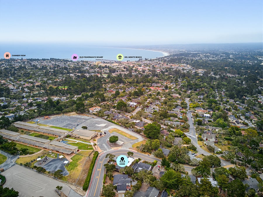 Drone view showing iconic destinations within a 10-minute drive (Pic 3)