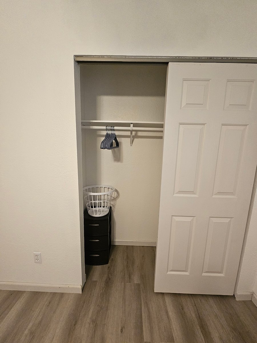 Furnished Finder property 1018161_1 photo 43