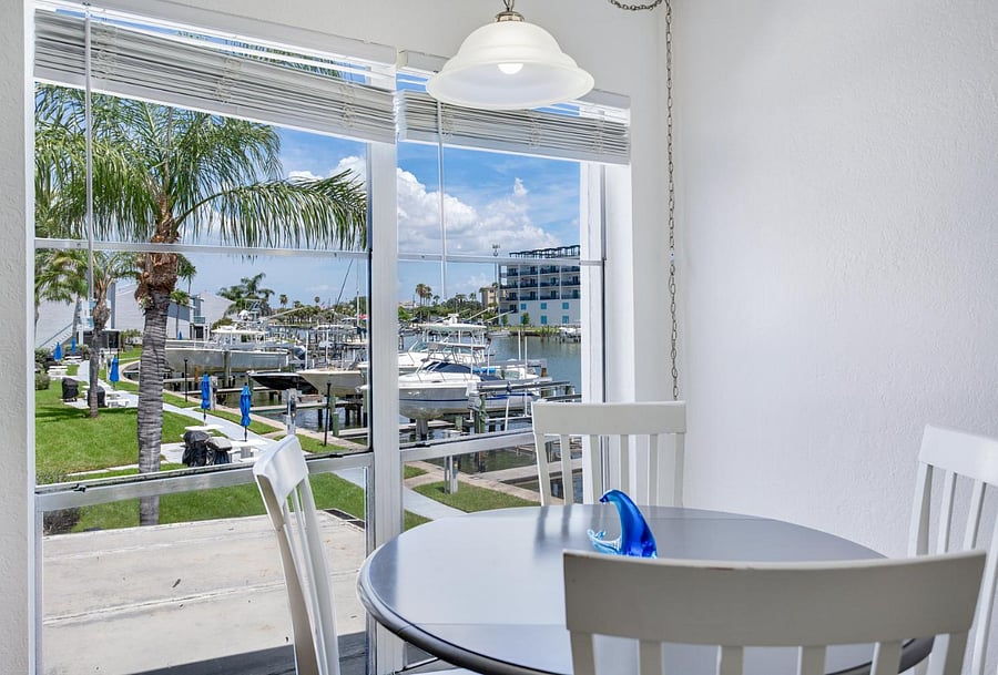 Furnished Finder property 1018167_1 photo 13