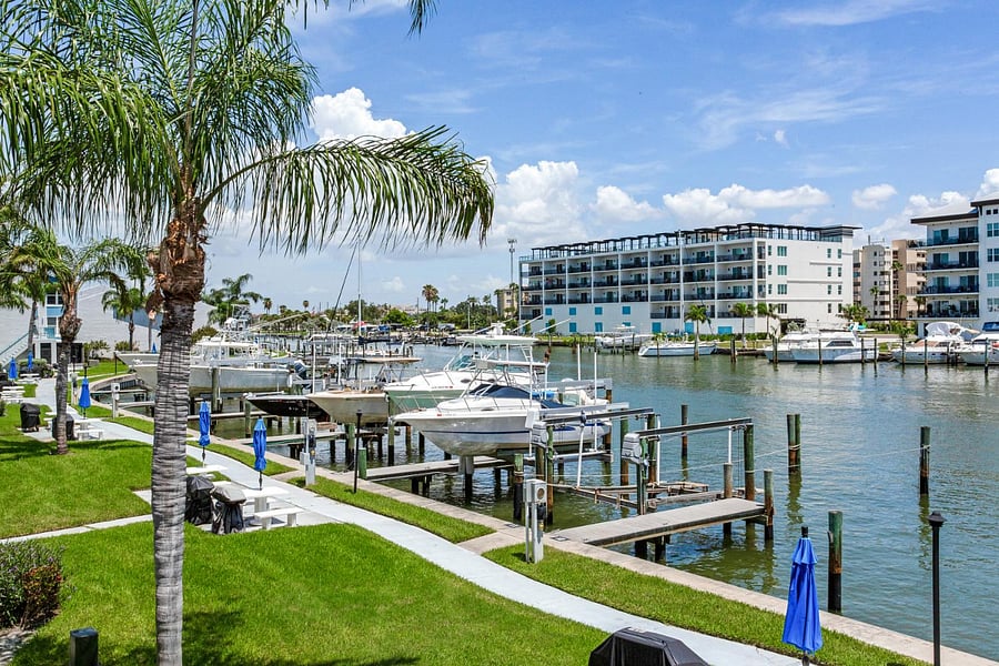 Furnished Finder property 1018167_1 photo 14