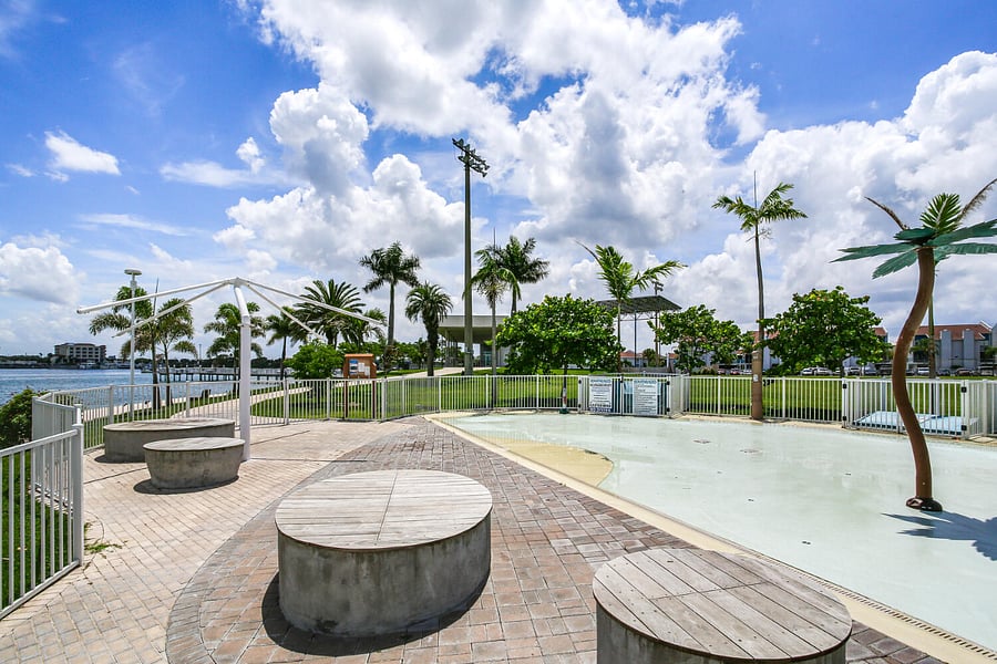 Furnished Finder property 1018167_1 photo 38