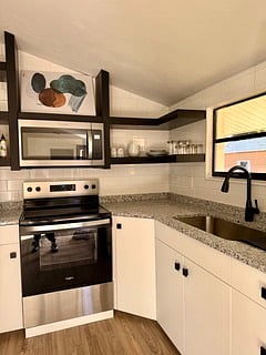 Furnished Finder property 1018185_1 photo 8