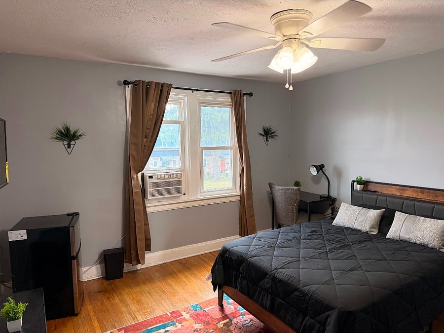 $950/pic 1