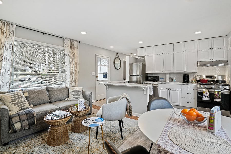 Furnished Finder property 1018242_1 photo 3