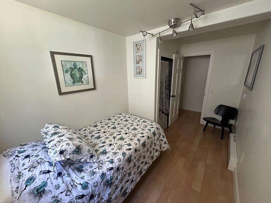 Second bedroom