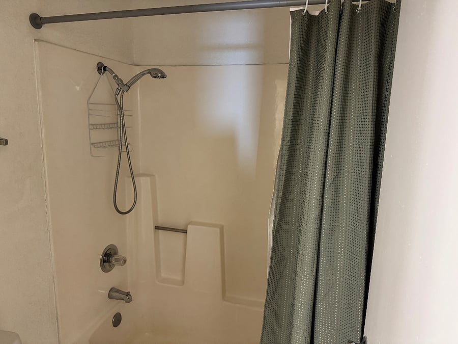 Furnished Finder property 1018246_1 photo 12