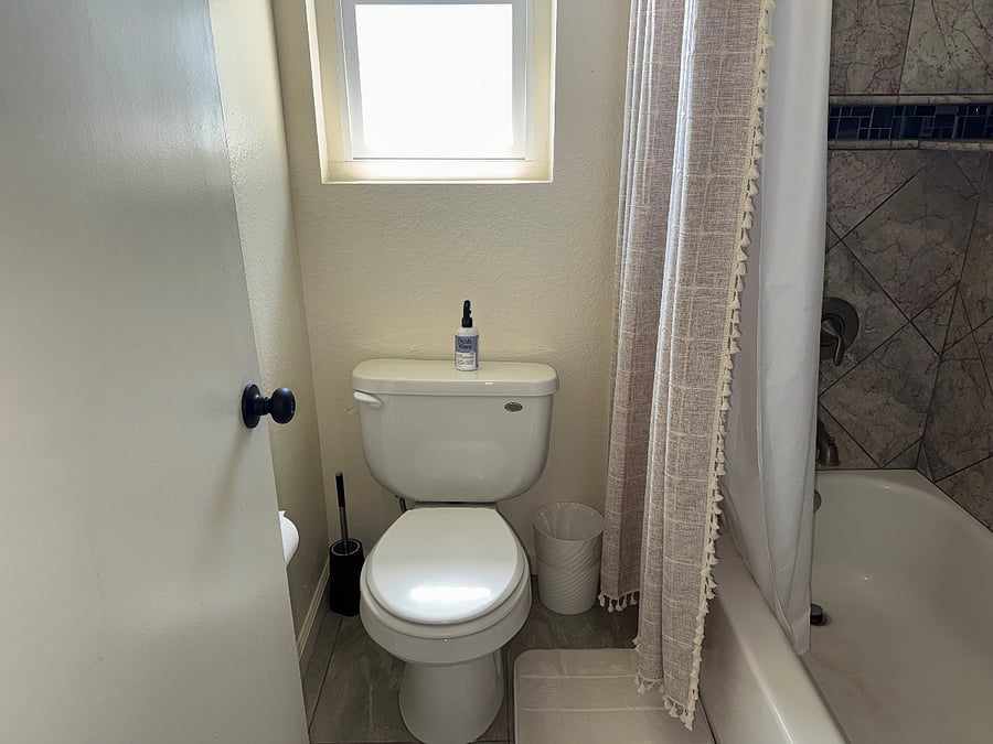 Furnished Finder property 1018246_1 photo 9