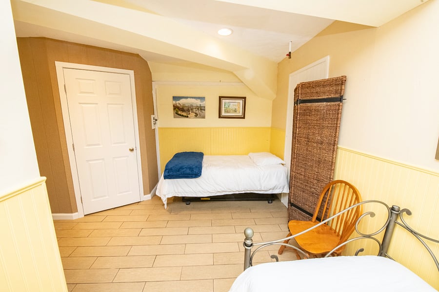 Furnished Finder property 1018248_1 photo 9