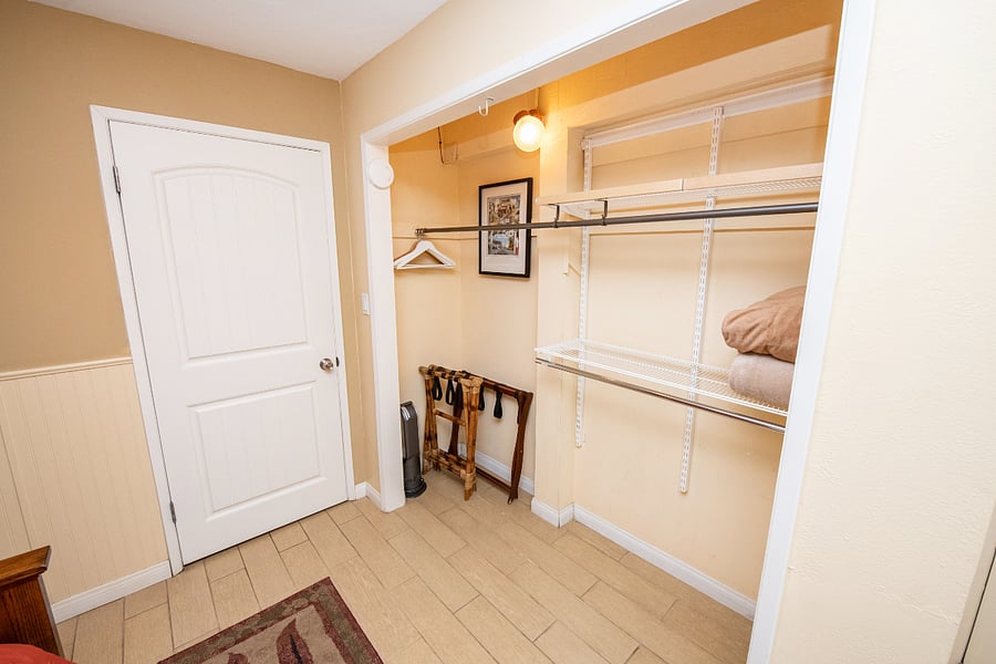 Furnished Finder property 1018248_1 photo 12