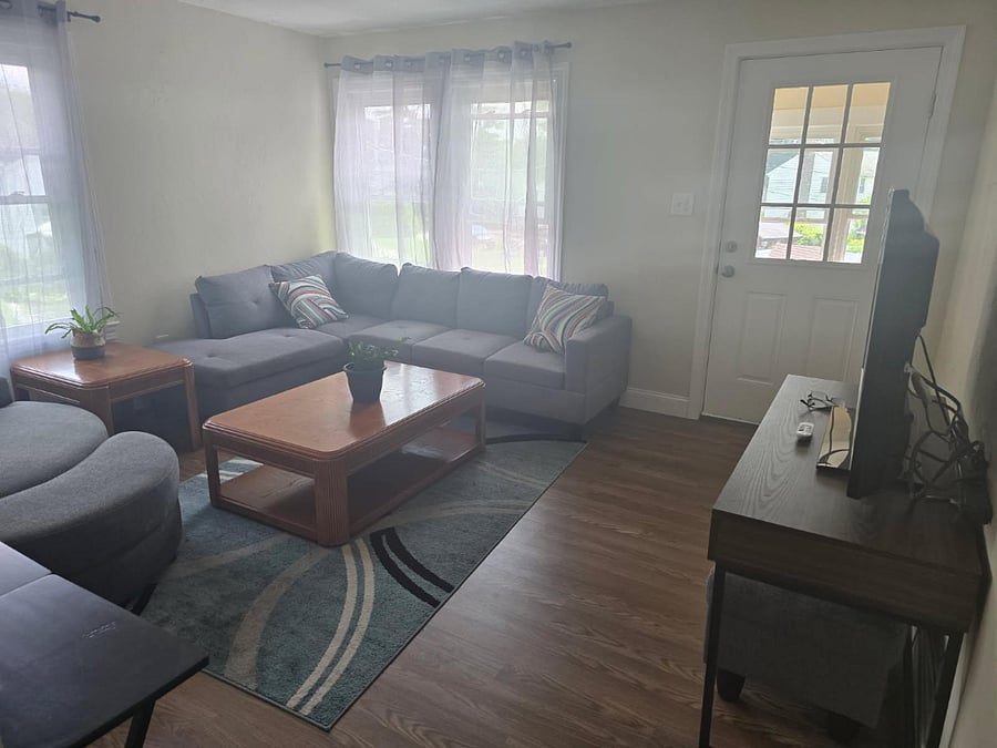 Furnished Finder property 1018251_1 photo 3