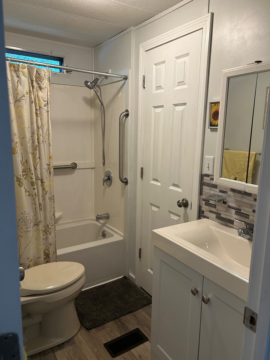 Furnished Finder property 1018252_1 photo 3