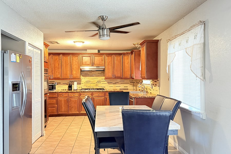 Furnished Finder property 1018274_1 photo 3