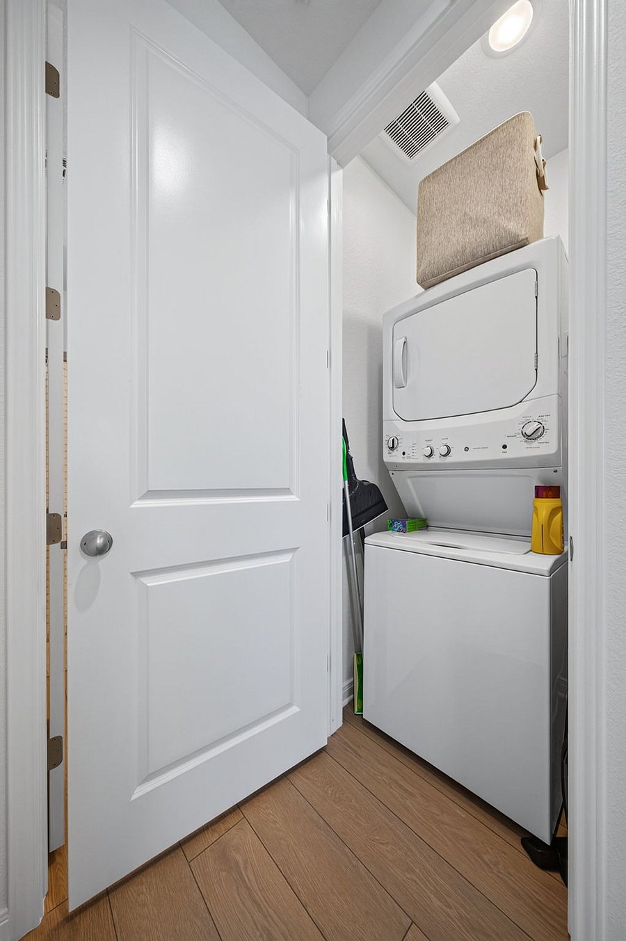 Furnished Finder property 1018313_1 photo 19