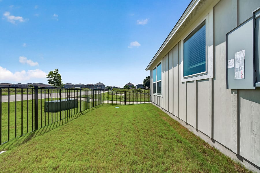 Furnished Finder property 1018313_1 photo 25