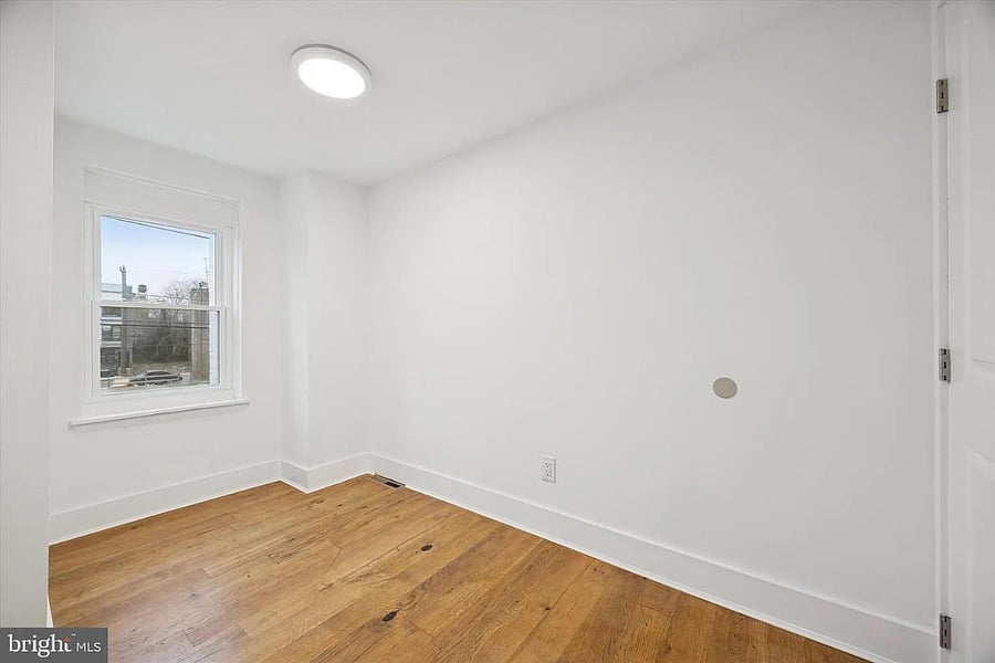 Furnished Finder property 1018314_1 photo 3