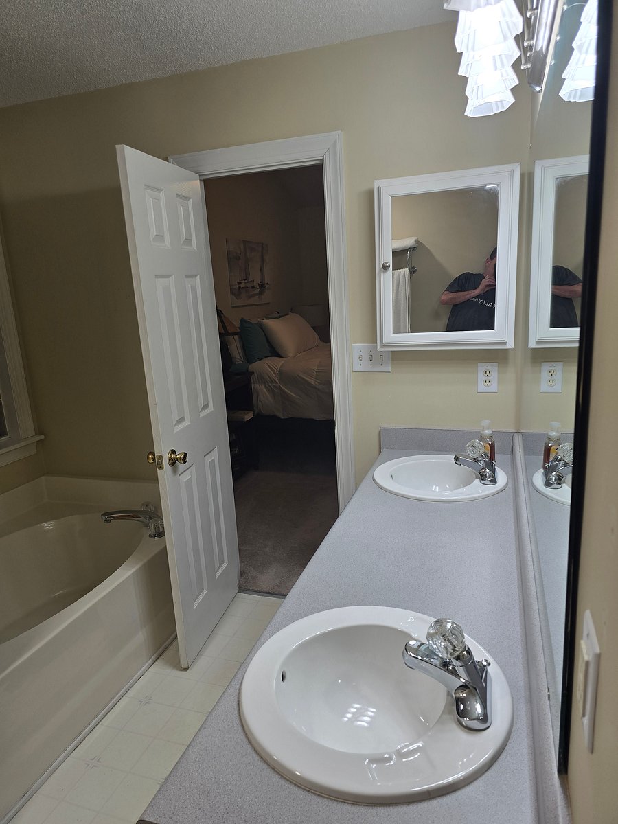 Furnished Finder property 1018319_1 photo 11