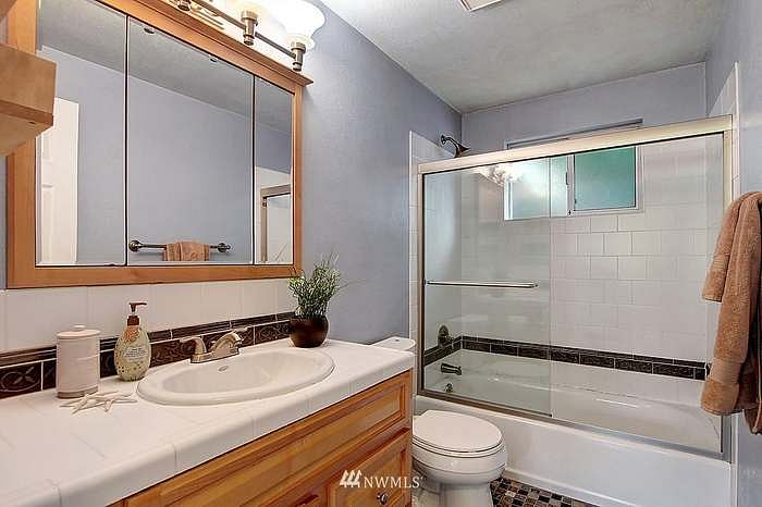 Bathroom #2
