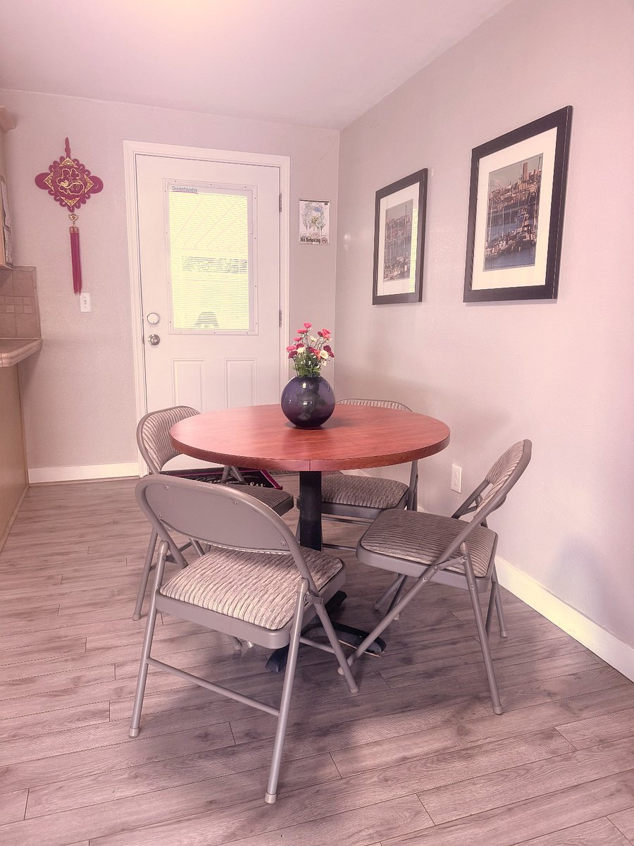 Dining room table