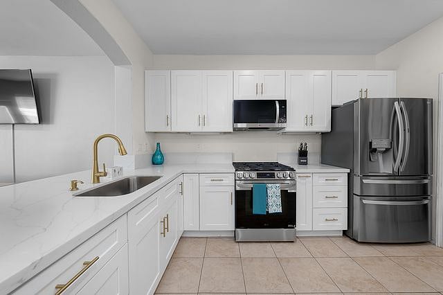 Furnished Finder property 1018329_1 photo 9