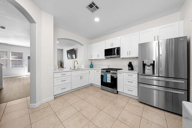 Furnished Finder property 1018329_1 photo 11