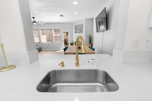 Furnished Finder property 1018329_1 photo 13